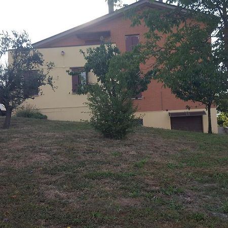 B&B I Girasoli Monte San Pietro Exterior photo